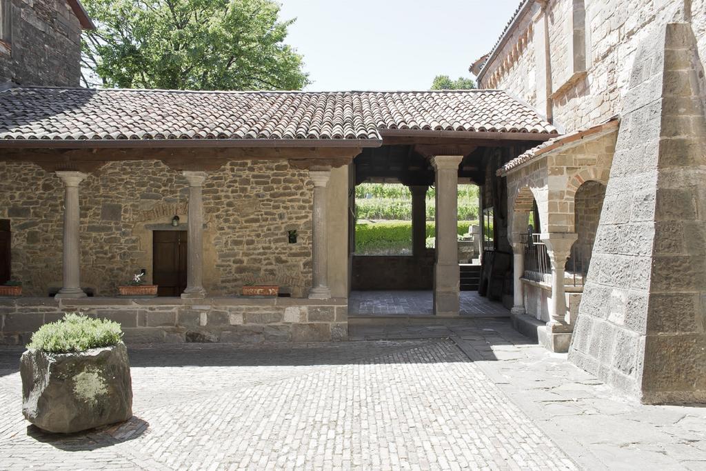 Historical House Medieval Abbey - Al Chiostro Sotto il Monte Pokój zdjęcie
